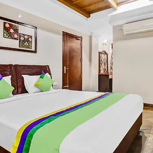 Hotel Treebo Symphony And Angamally Kizhake Chalakudi