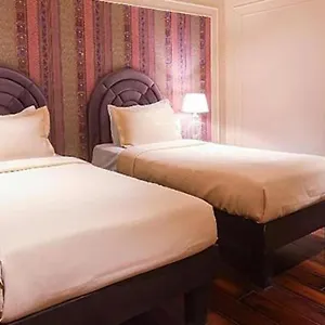 Hotel Fabhotel Prime The Seven Seeds New Delhi